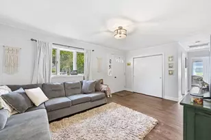 33 Deer Pond Dr, Leicester, MA 01524 - Photo 11
