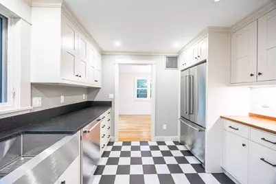 85 Woodland Rd, Boston, MA 02130 - Photo 5