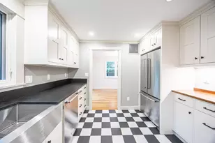 85 Woodland Rd, Boston, MA 02130 - Photo 5