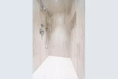 85 Woodland Rd, Boston, MA 02130 - Photo 15