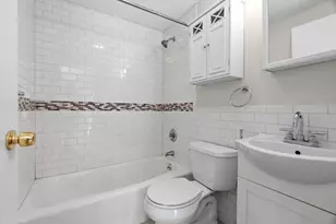 389 Beacon St, Boston, MA 02116 - Photo 9