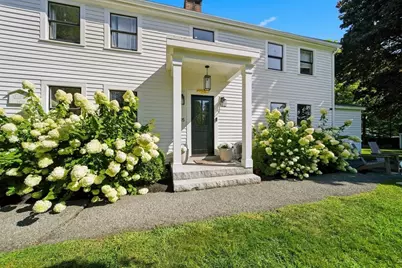 105 Bow St, Peabody, MA 01960 - Photo 3