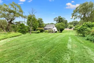 52 Bridge St, Hamilton, MA 01982 - Photo 3