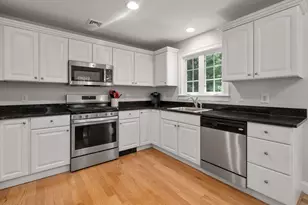 23 Sandy Cir, Lakeville, MA 02347 - Photo 7