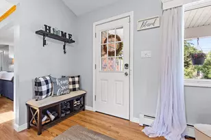 28 Lillian Terrace, Dracut, MA 01826 - Photo 3
