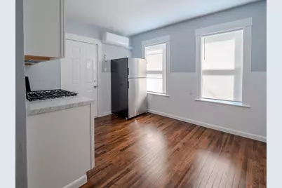 12 Ives St, Worcester, MA 01603 - Photo 7