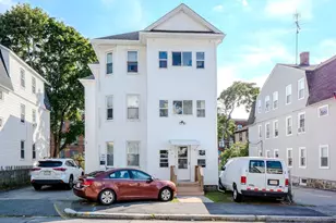 12 Ives St, Worcester, MA 01603 - Photo 1