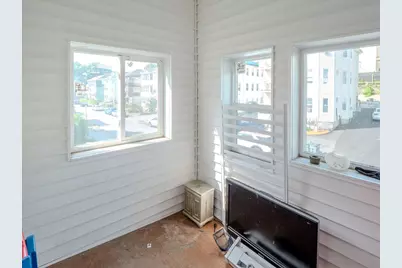 12 Ives St, Worcester, MA 01603 - Photo 29