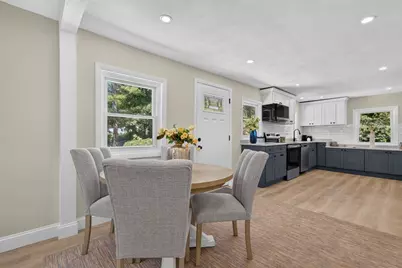 46 Lake Shore Dr, Falmouth, MA 02536 - Photo 5