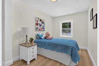46 Lake Shore Dr, Falmouth, MA 02536 - Photo 13