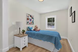 46 Lake Shore Dr, Falmouth, MA 02536 - Photo 13