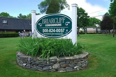 130 Briarcliff Rd #8, Raynham, MA 02767 - Photo 1