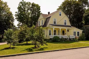 28 Holt Rd, Holden, MA 01520 - Photo 35