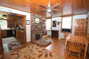 11 Maple St, Chester, MA 01011 - Photo 5