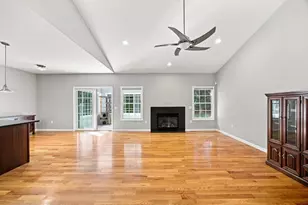 25 Tall Pines Rd, Hampden, MA 01036 - Photo 9