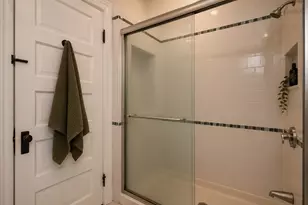 48 Wordsworth St, Boston, MA 02128 - Photo 11