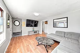 87 Beacon Ave, Lawrence, MA 01843 - Photo 3