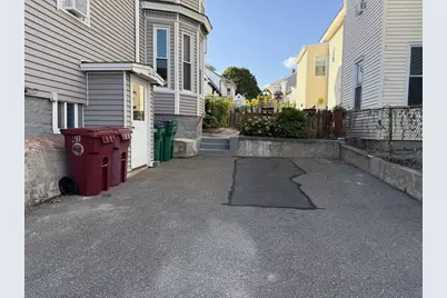 61 Butterfield St, Lowell, MA 01854 - Photo 3