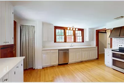 661 Bernardston Rd, Greenfield, MA 01301 - Photo 5