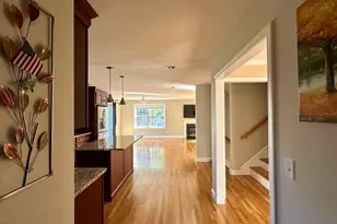 33 Belmont St, Reading, MA 01867 - Photo 9