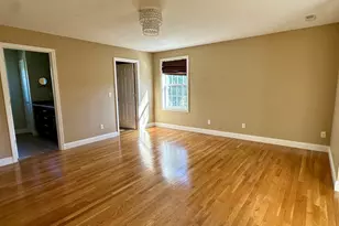 33 Belmont St, Reading, MA 01867 - Photo 15