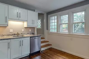 54 Beeching St, Worcester, MA 01602 - Photo 3