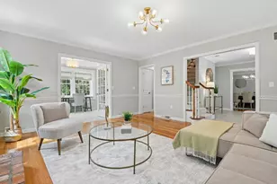 11 Dicarlo Rd, Hopkinton, MA 01748 - Photo 9