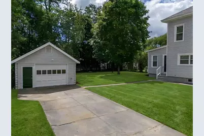 43 Laurel St, Clinton, MA 01510 - Photo 33