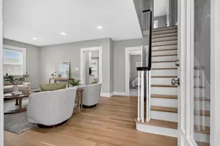 43 Laurel St, Clinton, MA 01510 - Photo 7