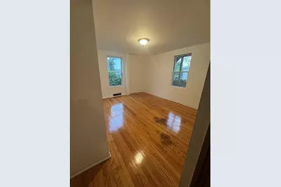 59 Washington St #1, Westfield, MA 01085 - Photo 5