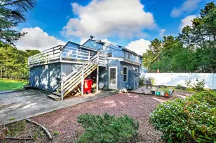 29 Surrey Ln, Bourne, MA 02532 - Photo 3
