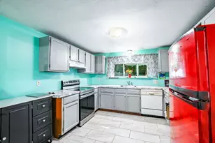 29 Surrey Ln, Bourne, MA 02532 - Photo 9