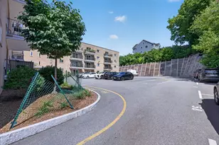 121 Tremont St, Boston, MA 02135 - Photo 31