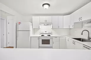 121 Tremont St, Boston, MA 02135 - Photo 7