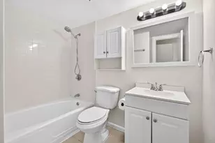 121 Tremont St, Boston, MA 02135 - Photo 23