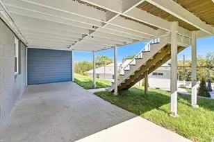 9 Crestway Rd, Boston, MA 02128 - Photo 29