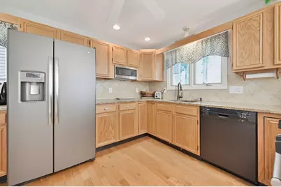 150 Lake Ridge Dr, Taunton, MA 02780 - Photo 11