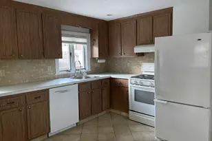 84 Hawthorne St, Belmont, MA 02478 - Photo 7
