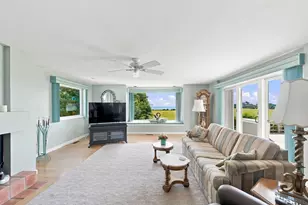 42 N Shore Dr, Dartmouth, MA 02748 - Photo 9