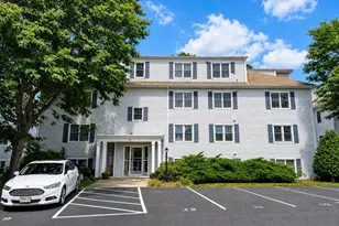 20 Webb Pl, Mansfield, MA 02048 - Photo 1
