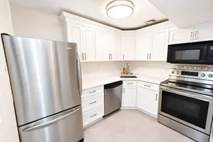 20 Webb Pl, Mansfield, MA 02048 - Photo 5