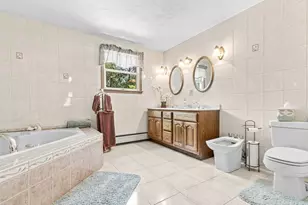 36 Pine St, Berkley, MA 02779 - Photo 35