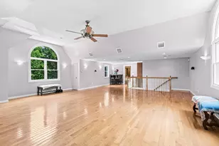 36 Pine St, Berkley, MA 02779 - Photo 13