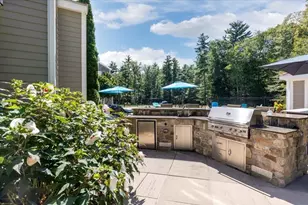 496 Thompson St, Halifax, MA 02338 - Photo 9
