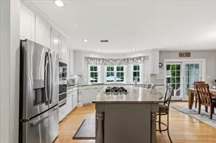 496 Thompson St, Halifax, MA 02338 - Photo 17