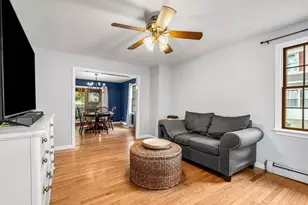 21 Chester St, Amesbury, MA 01913 - Photo 13