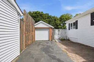 76 Woodcliff Rd, Quincy, MA 02169 - Photo 37