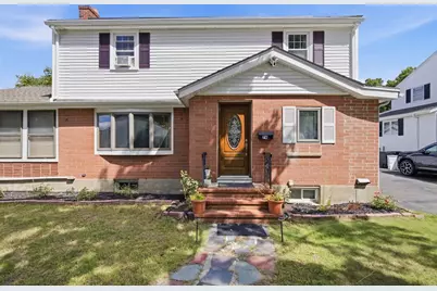 76 Woodcliff Rd, Quincy, MA 02169 - Photo 1