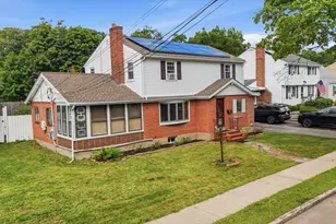 76 Woodcliff Rd, Quincy, MA 02169 - Photo 3
