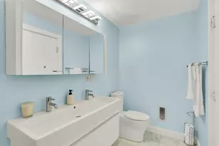 124 Chestnut St, Brookline, MA 02445 - Photo 15